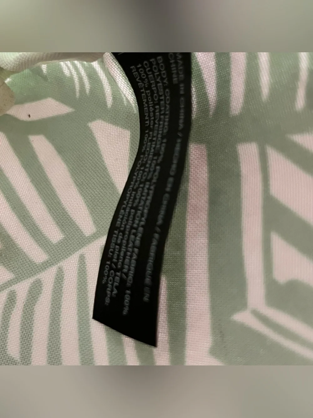 Chico's Cream and Light Green Leaf Print Pouch 02-24
